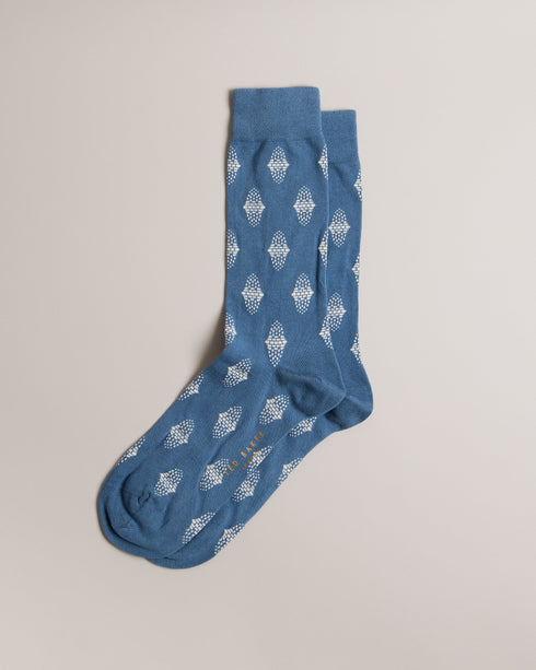 DRENCHD-Socks-Treat your feet to DRENCHD. In a versatile crew length with a geometric jacquard pattern, this cotton rich pair adds dimension to any look. Crew socks Cotton blend Jacquard geometric print Metallic logo detail Cuffed ankle- Ted Baker Romania